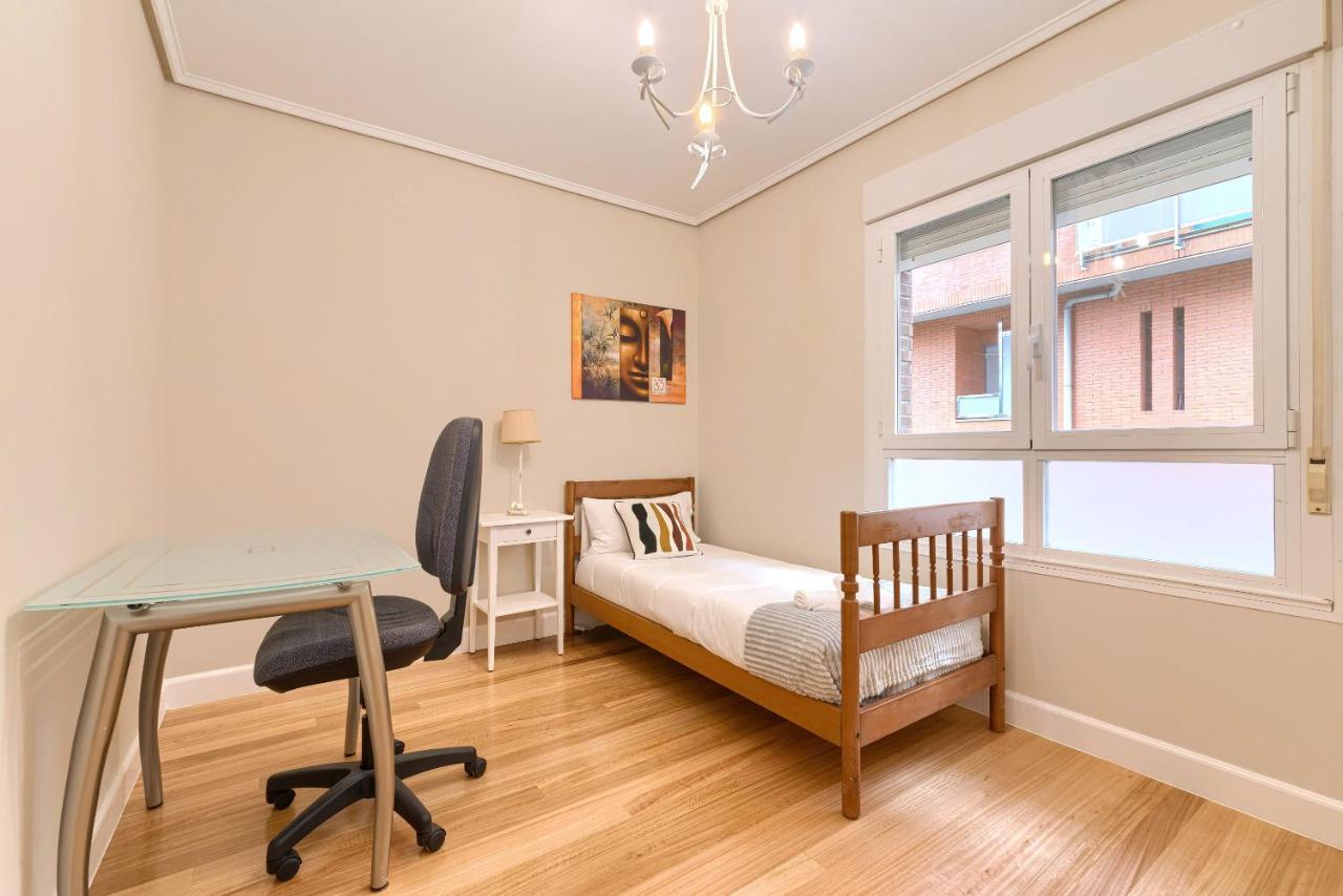 Vivienda Turistica Reformada En Zona Residencial Con Garaje Y Wifi Appartement Bilbao Buitenkant foto